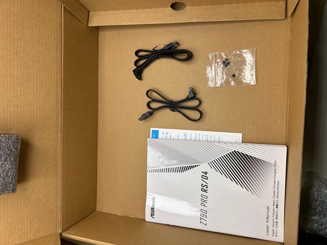 ASRock Z790 PRO RS/D4 マザーボード