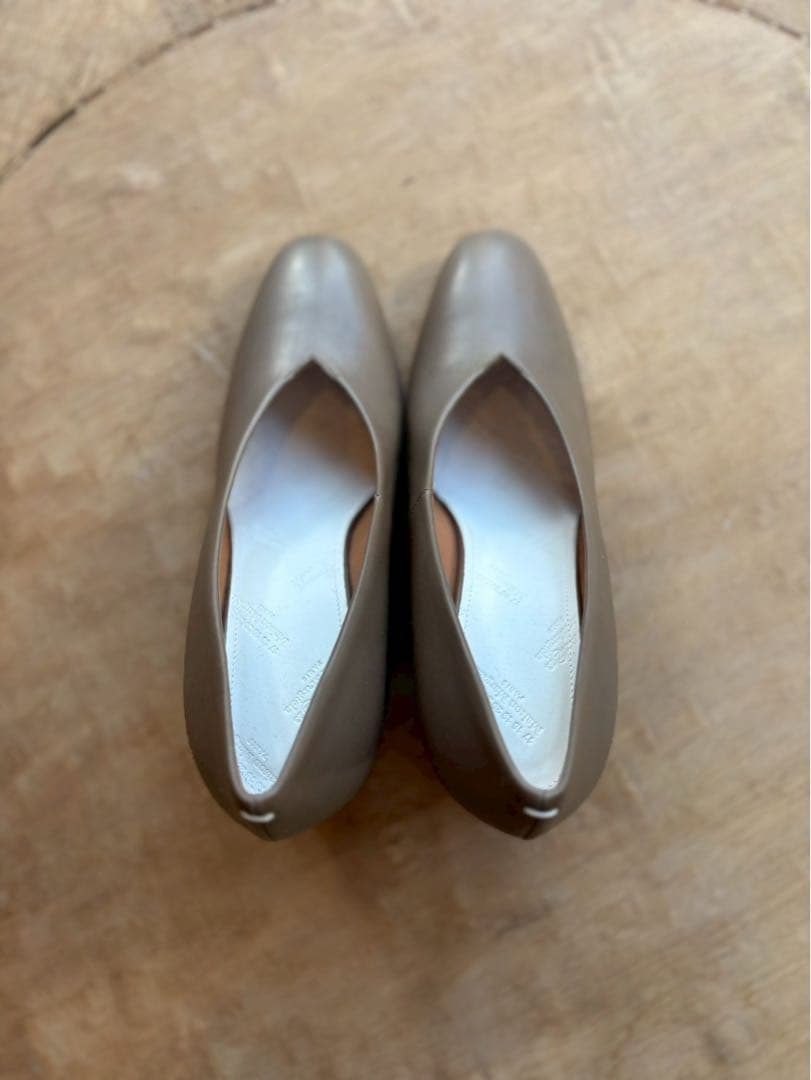 マルジェラ　パンプス　37 1/2 サイズ　ベージュ　未使用品