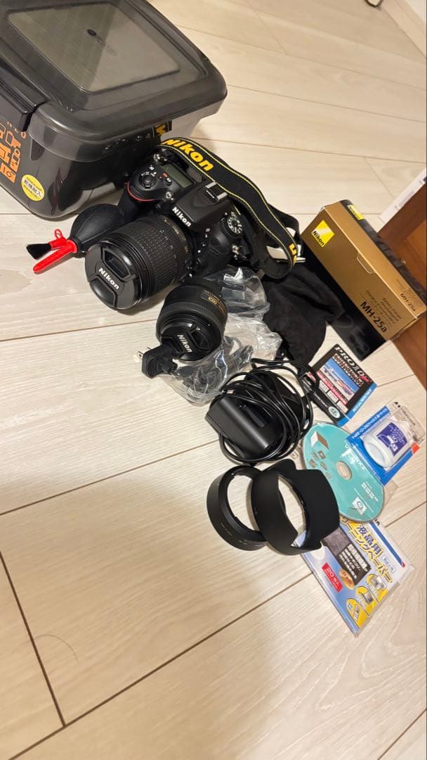 Nikon D7100 デジタル一眼レフカメラ 本体と付属品