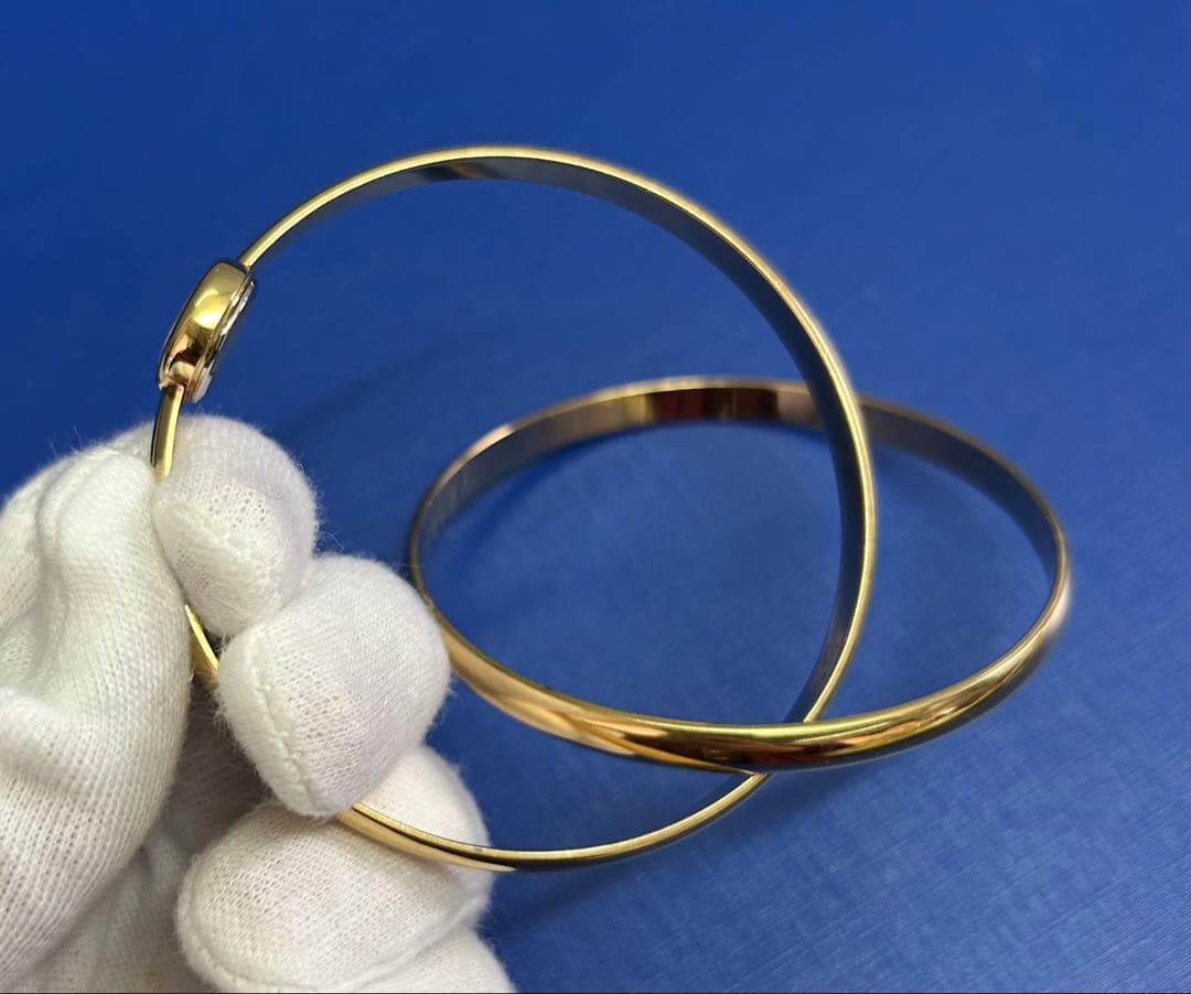 SEIKOセイコーバングルウォッチ　2連ブレスレット　クオーツ腕時計　ゴールド