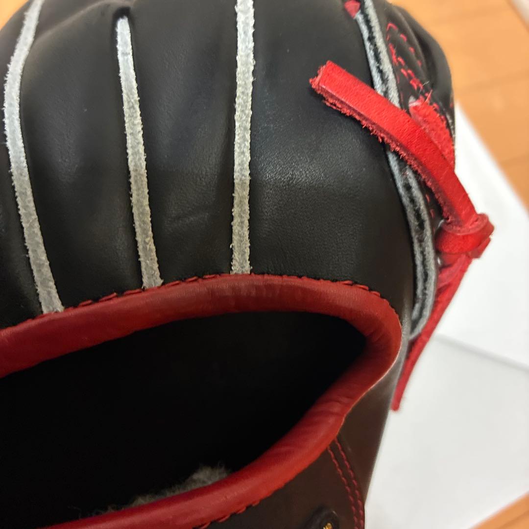 軟式用ミズノプロ　ライリー型 サイズ11黒/赤