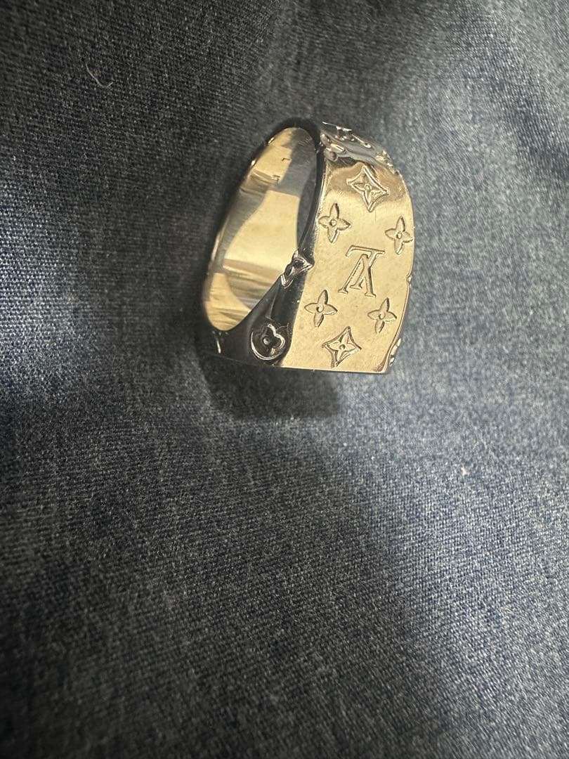 Louis Vuitton ブラック シルバーリング