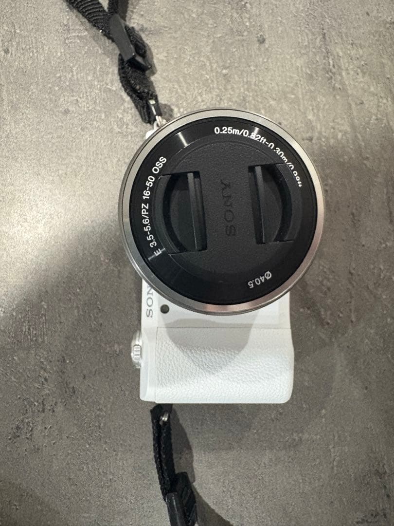 SONY α5100 ミラーレス一眼カメラ　ホワイト