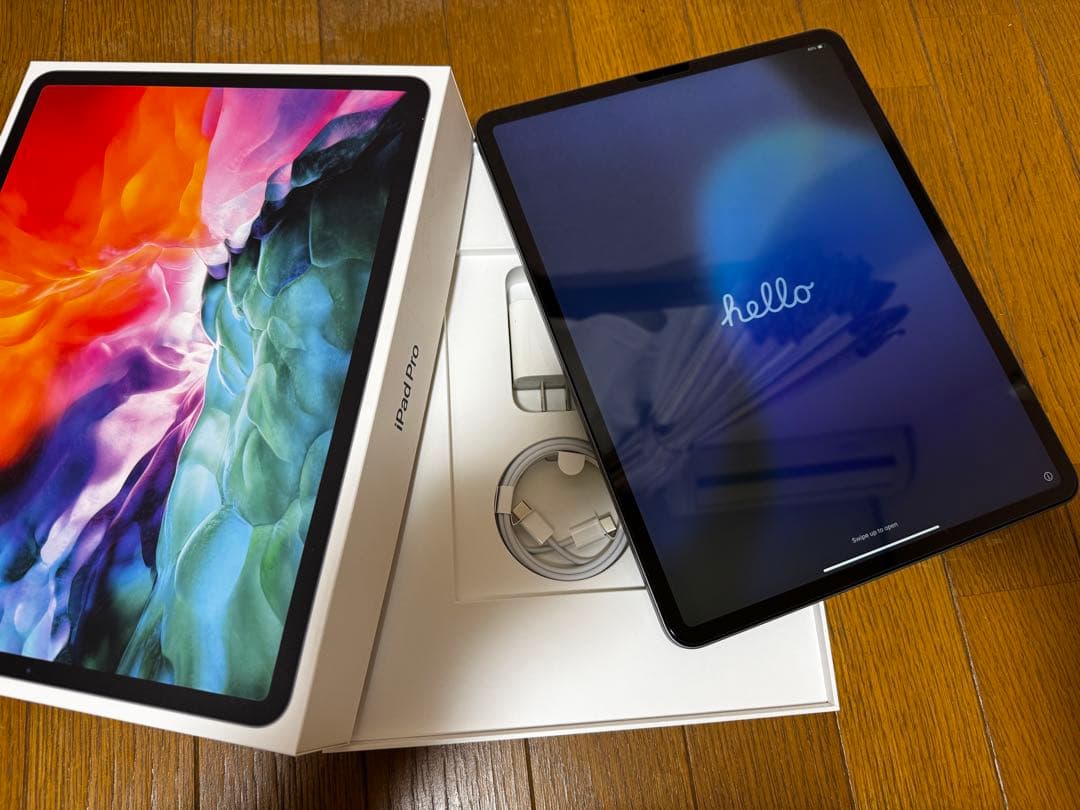 Apple iPad Pro 12.9インチ　A2229 256GB
