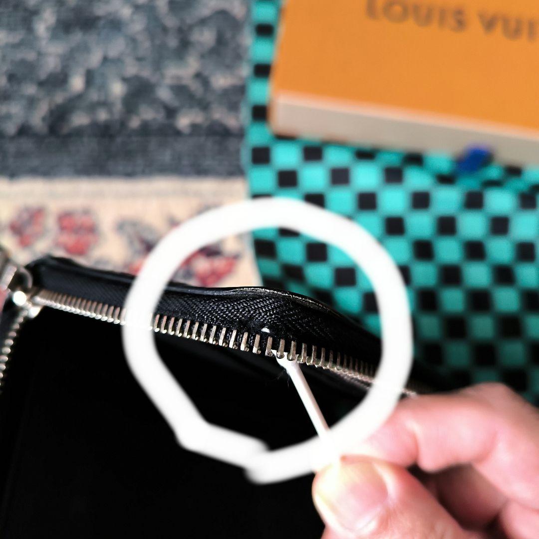 チ*ィ様 ルイヴィトンジッピーウォレットヴェルティカルM68228訳あり