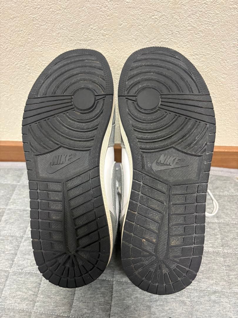 靴 nike air jordan1 black and smoke grey