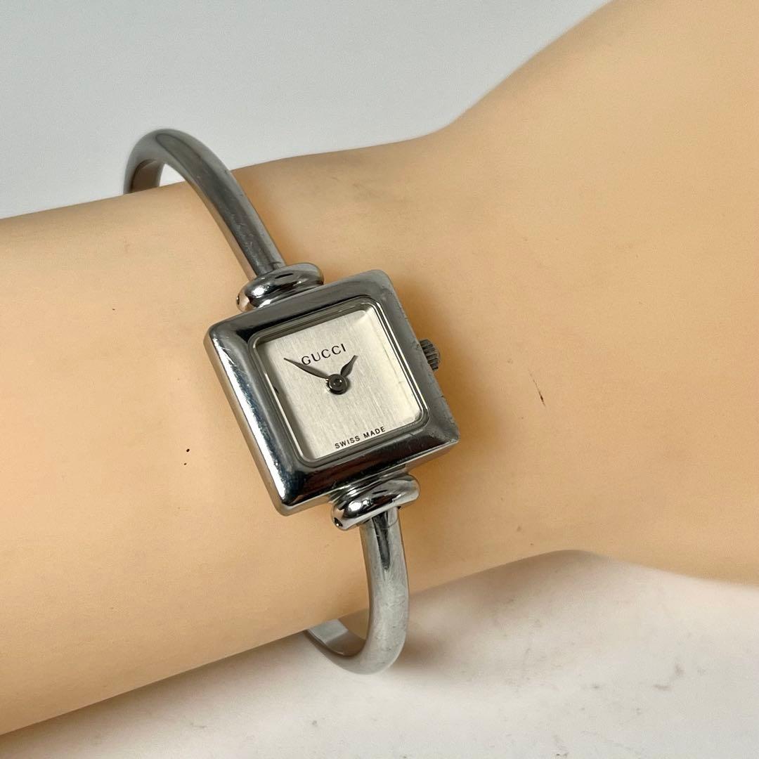 【稼働品】グッチ 1900 L バングルウォッチ ドレス 腕時計 スクエア