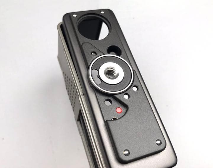 純正品 Rollei CLASSIC35(チタン) カメラの背面カバー