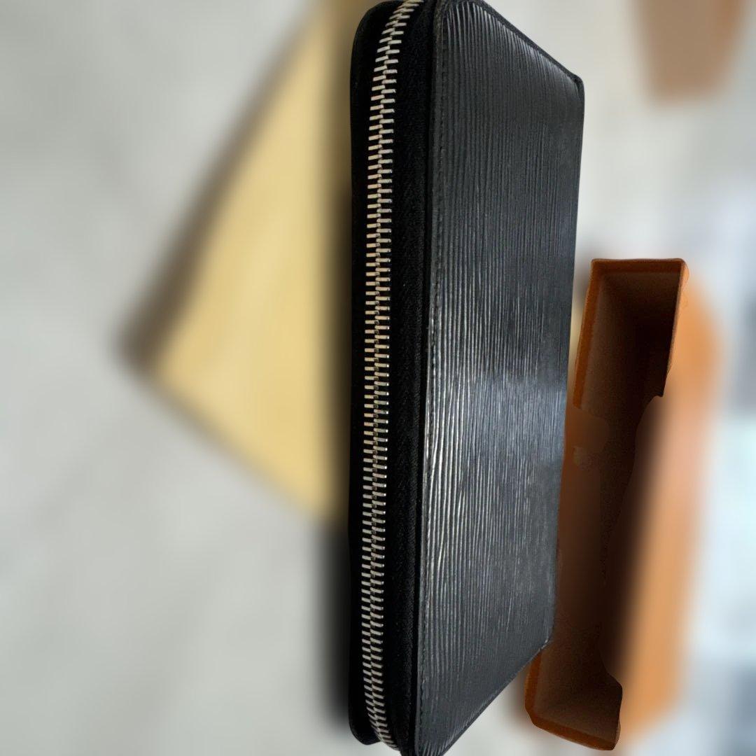 LOUIS VUITTON エピ ジッピーウォレット カード入れ12枚