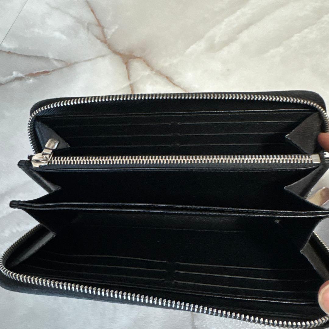 LOUIS VUITTON エピ ジッピーウォレット カード入れ12枚