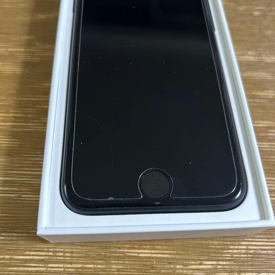 iPhone SE（第3世代） ミッドナイト 64GB