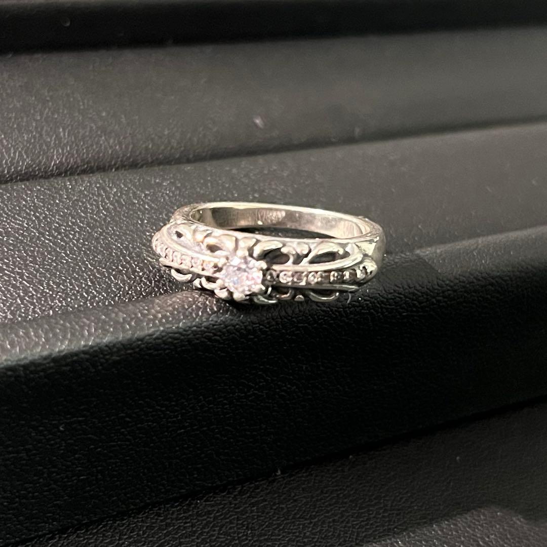 シルバー925素材 シルバー フローラルリング 上級ジルコニア クロスリング