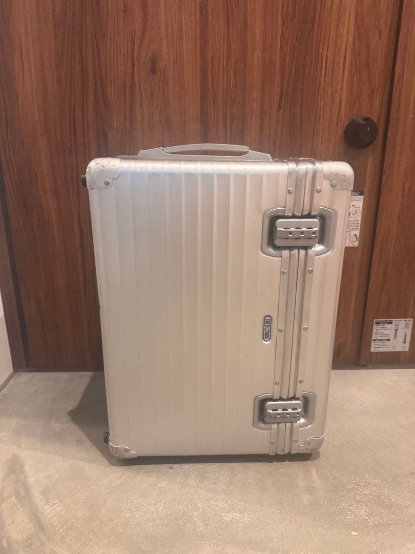 リモワ トパーズ 2輪 縦型 パイロット