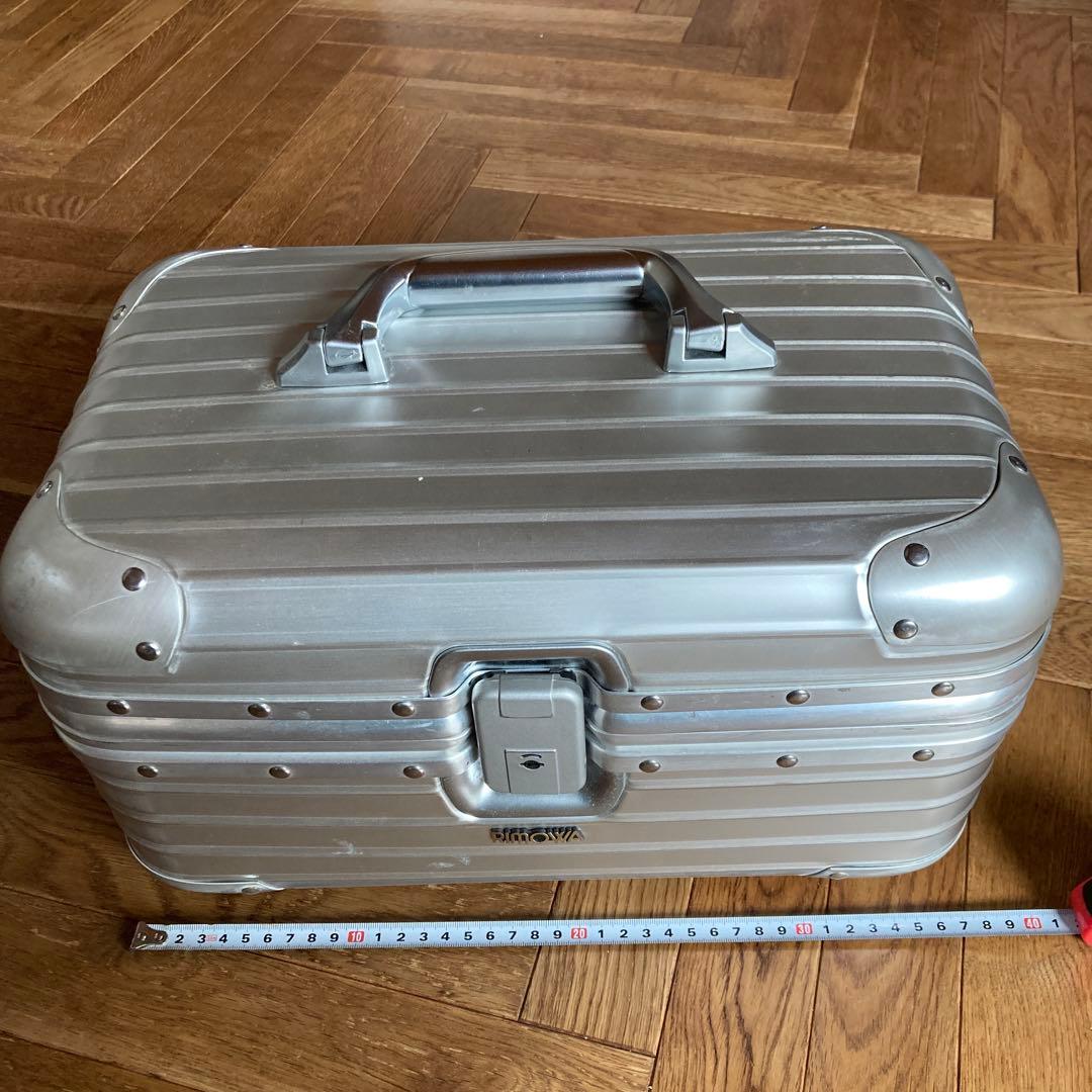RIMOWA ビューティーケース　リモワビューティーケース　トパーズ