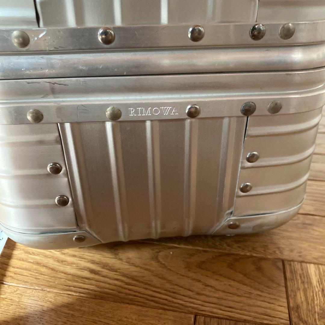 RIMOWA ビューティーケース　リモワビューティーケース　トパーズ