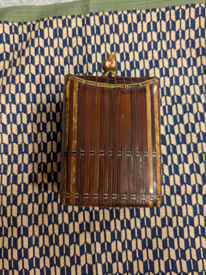 希少！江戸　明治期　煙草入れ　小物入れ　骨董　竹細工　根付