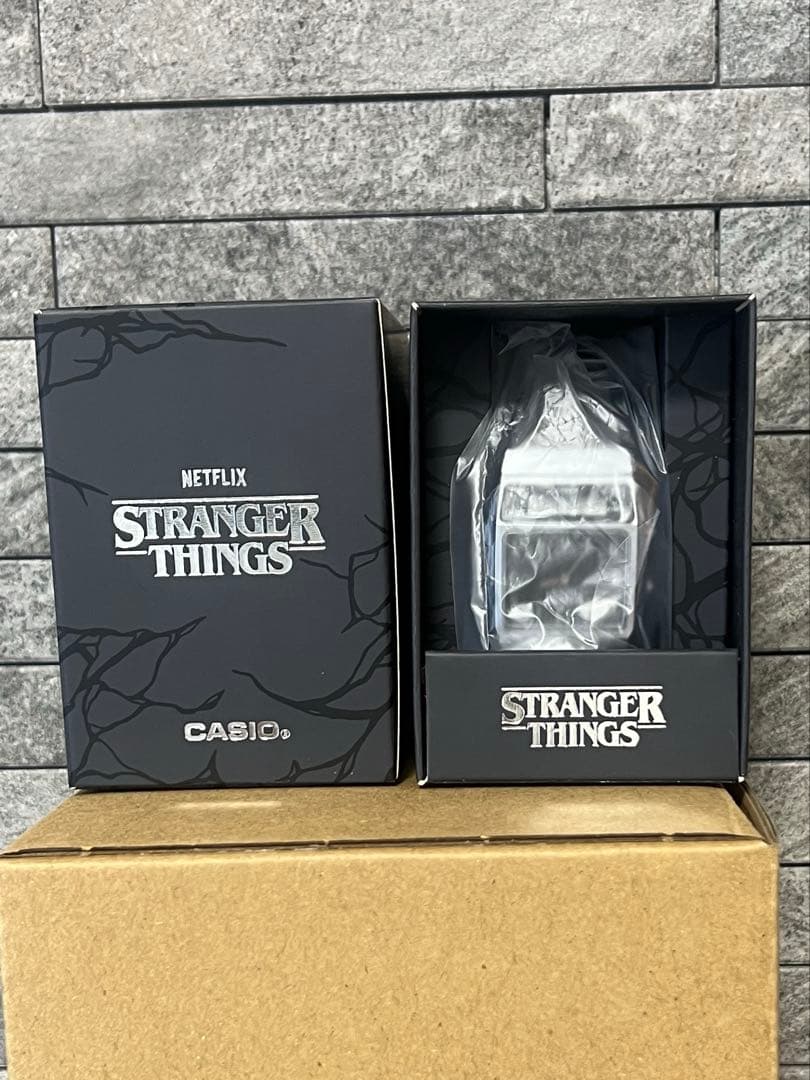 CASIO 腕時計 STRANGER THINGS コラボ 新品 未使用