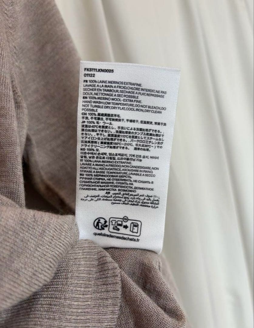 ami paris アミパリス ベージュニットセーター