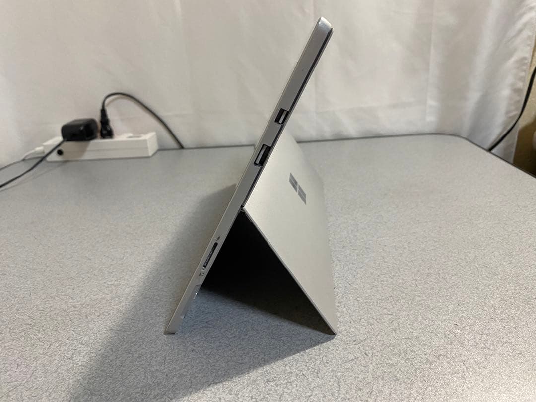 Windowsタブレット本体 surface PRO6 i5 8250u 8GB 256GB