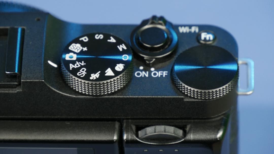 超美品 FUJIFILM X-M1 16-50mmレンズキット 箱・付属品あり