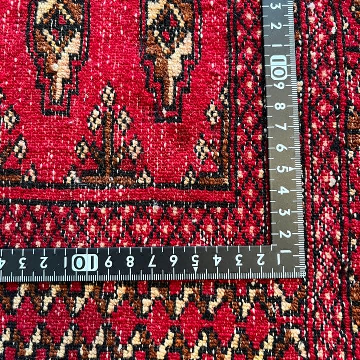 【新品未使用】ペルシャ産　トルクメン絨毯　ハーフ&ハーフ　ペルシャ