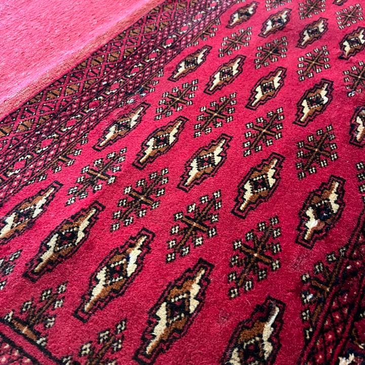 【新品未使用】ペルシャ産　トルクメン絨毯　ハーフ&ハーフ　ペルシャ