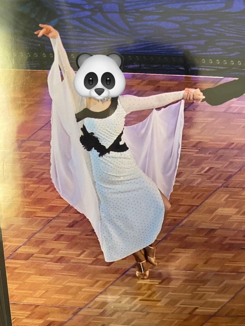 社交ダンス　ラテンドレス