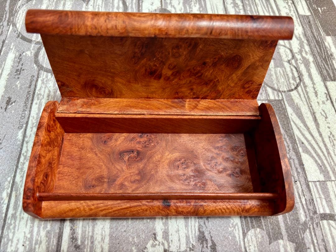 【新品】花梨 瘤杢 無垢材 ジュエリーボックス⭐️小物入れ⭐️宝石箱