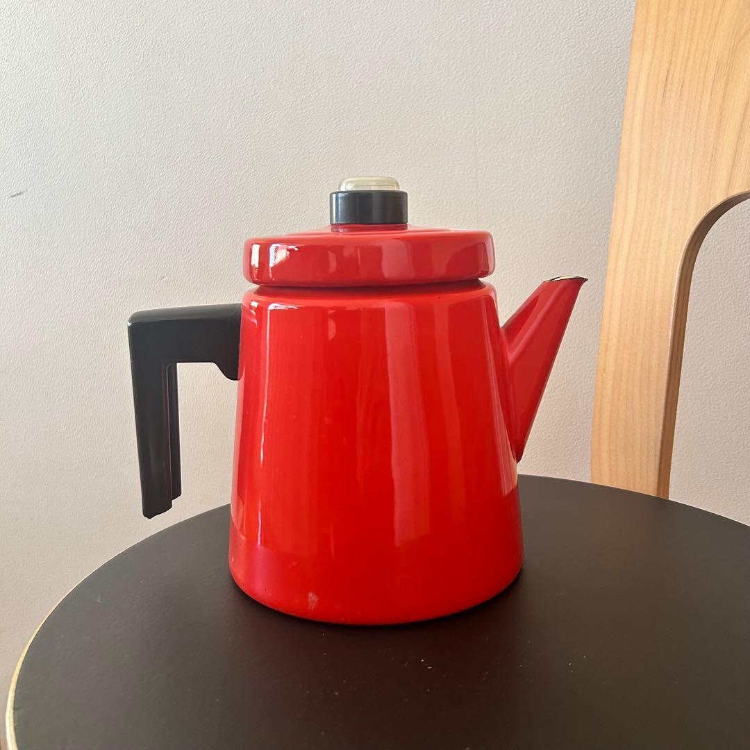 FINEL/フィネル/アンティ・ヌルメスニエミ/コーヒーポット1.5リットル赤