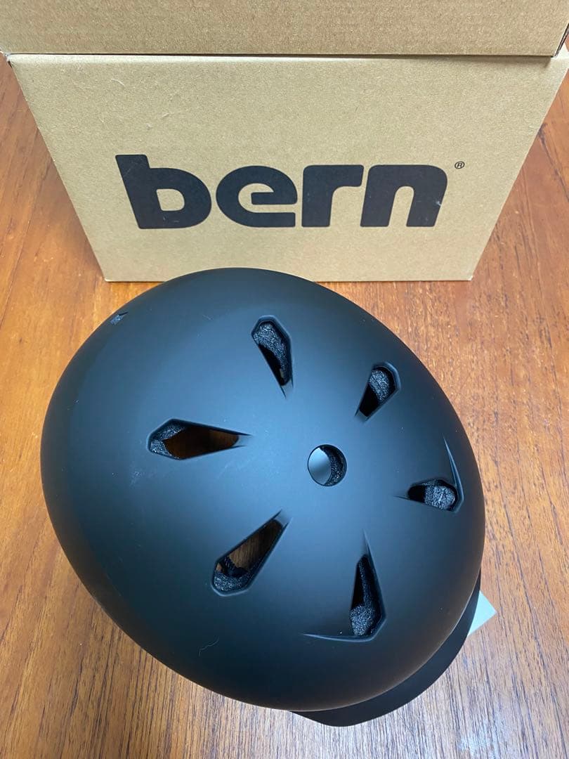bern ヘルメット Lサイズ マットブラック
