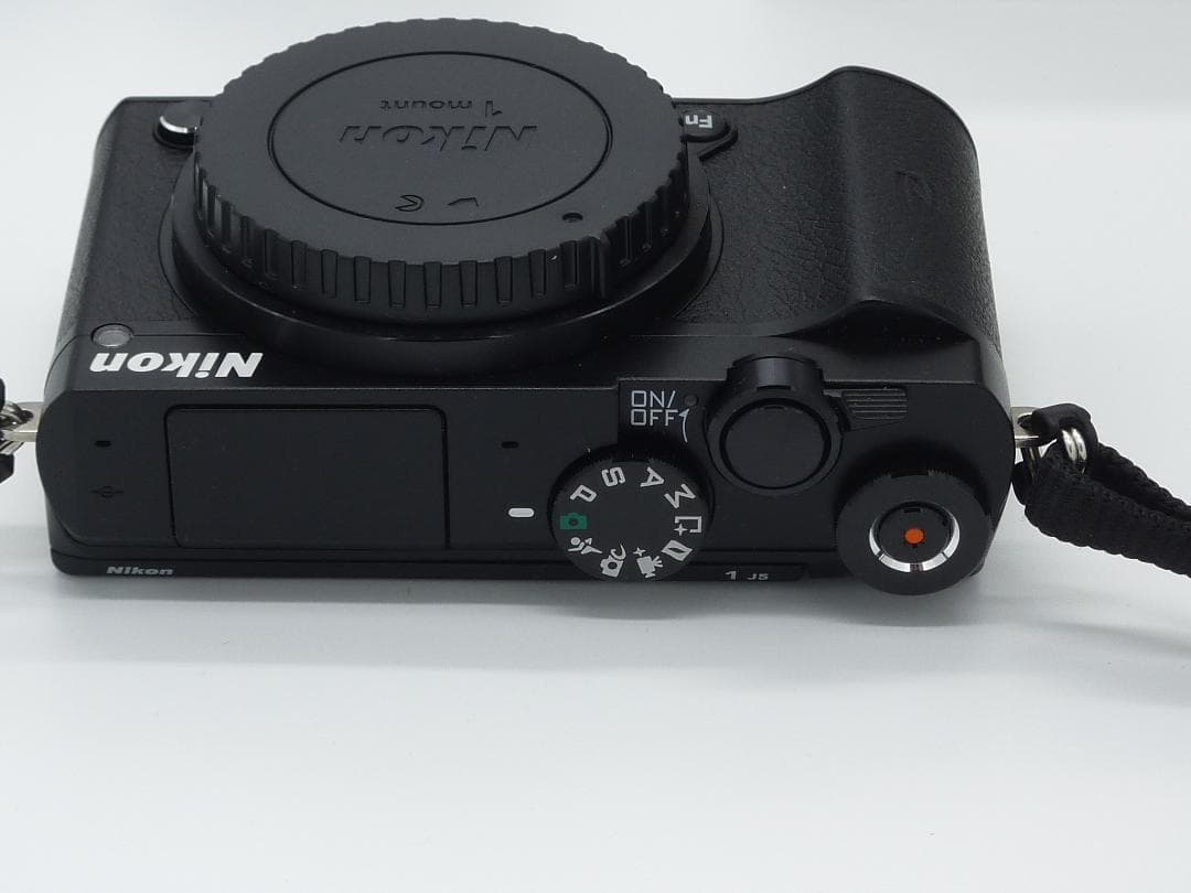 極上品☆最終値下げ！　Nikon 1 J5 ダブルレンズキット　人気のブラック