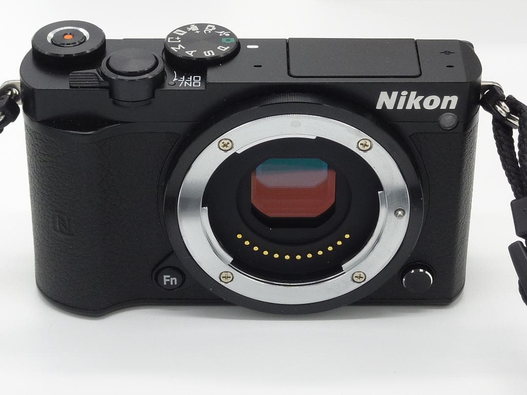 極上品☆最終値下げ！　Nikon 1 J5 ダブルレンズキット　人気のブラック