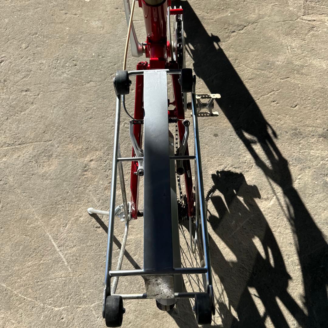 赤 折りたたみ自転車