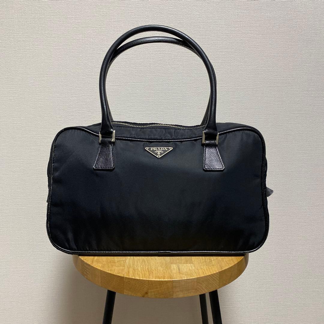 PRADA ナイロンハンドバッグ　ブラック