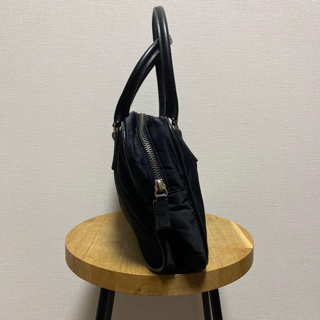 PRADA ナイロンハンドバッグ　ブラック