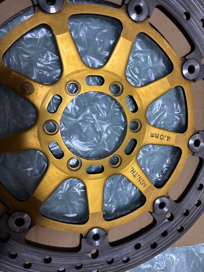 320mm ブレーキディスク 2枚　ブレンボ　ヤマハorドカティに使用可能