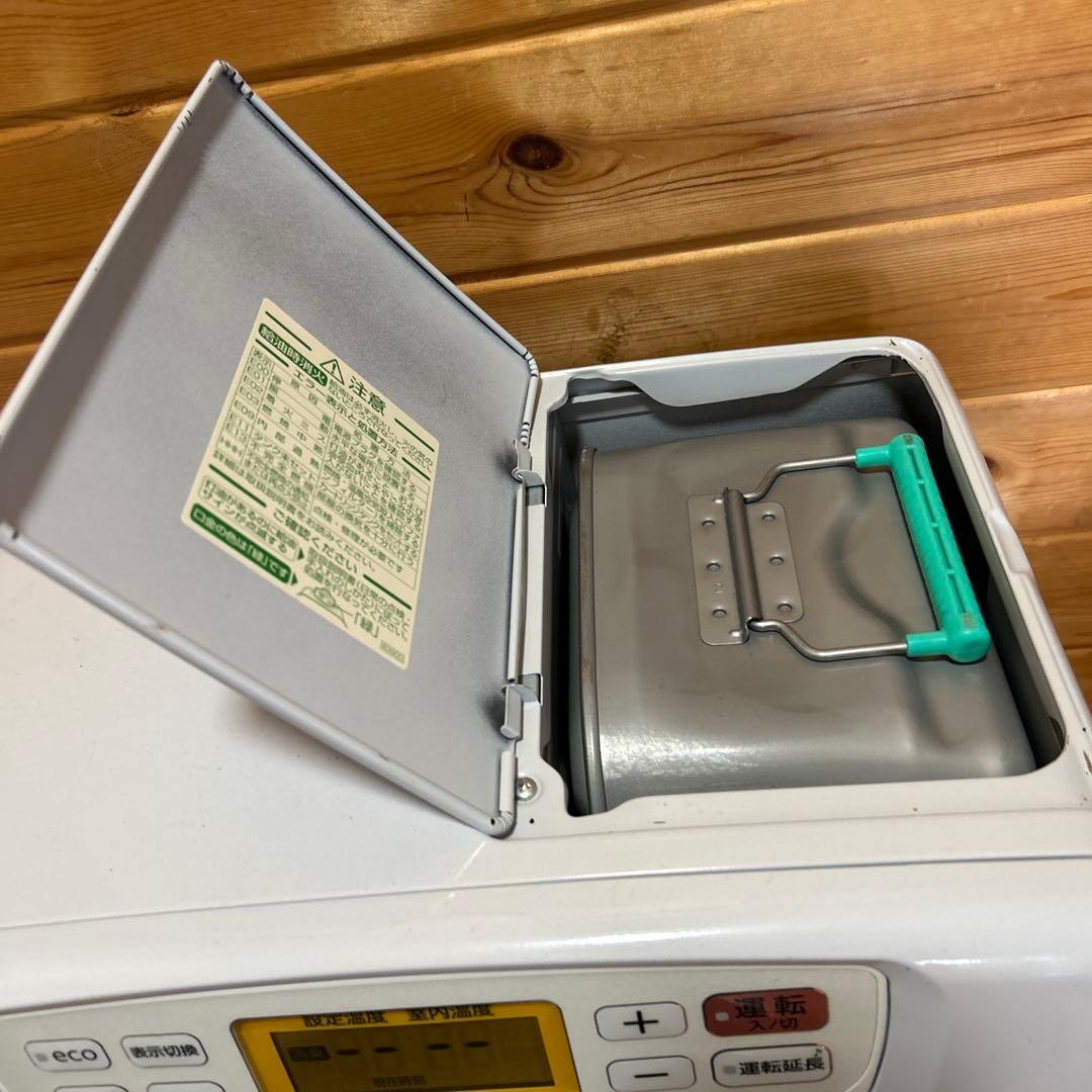 美品　ダイニチ 大容量石油ファンヒーター FW-5720LS-W