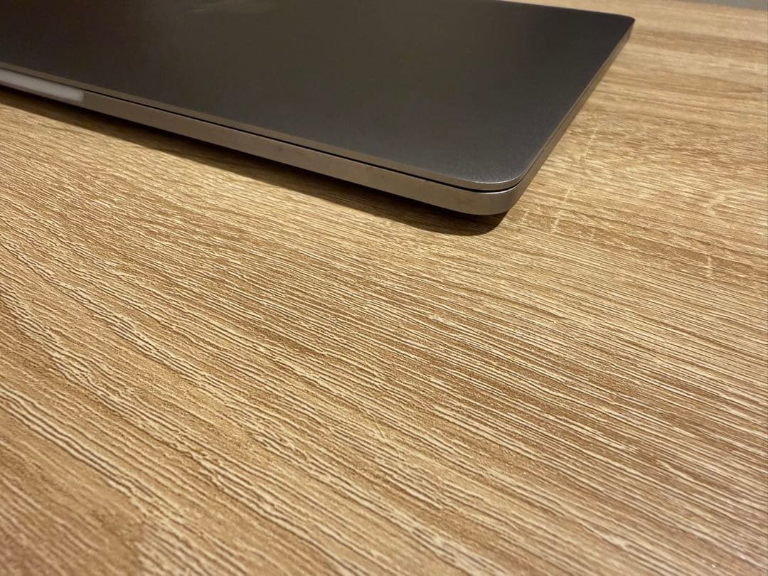 【美品】2020 Apple MacBook Pro