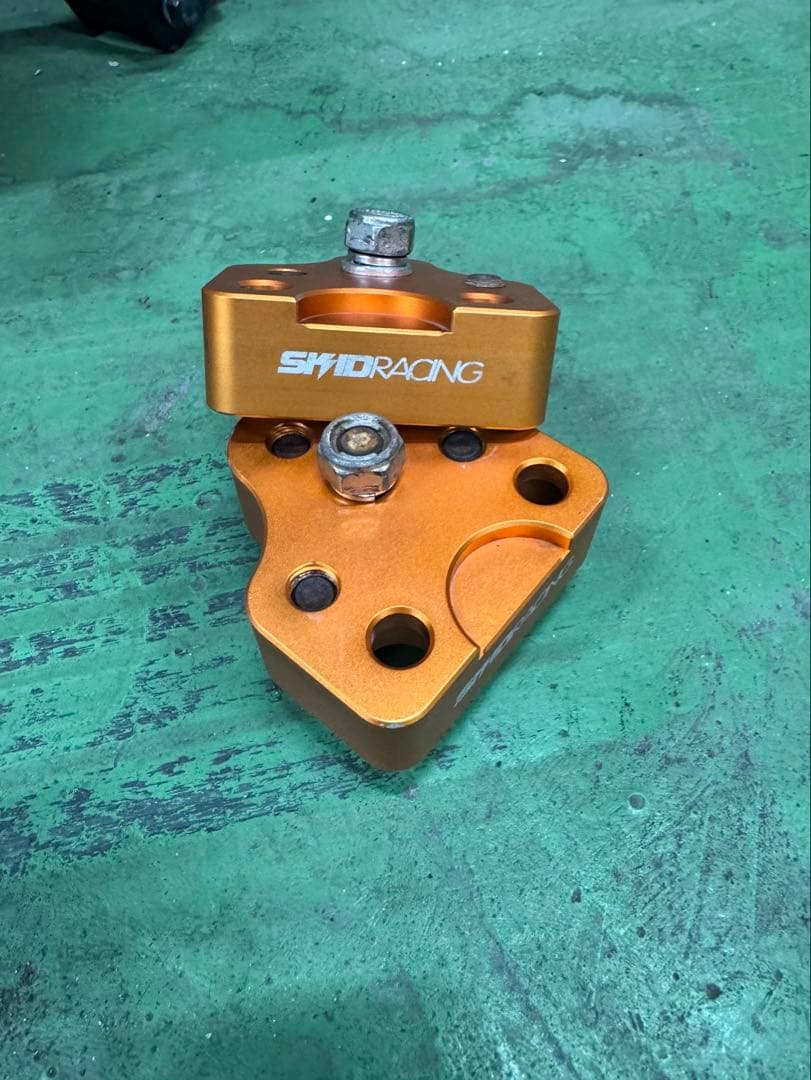 50プリウス キャンバーアダプタ