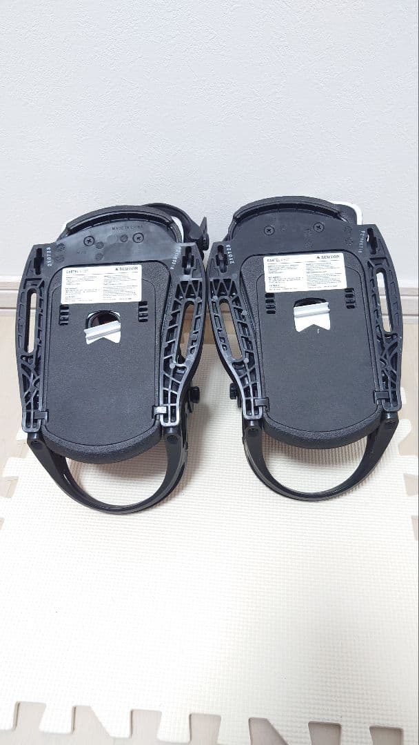 Burton Cartel X EST ビンディング M ブラック/マルチカラー