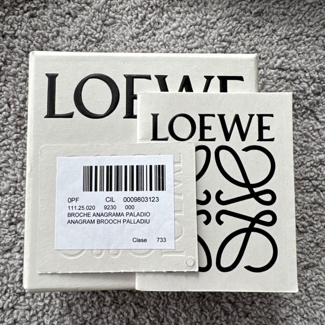 【未使用】LOEWE ロエベ アナグラム ブローチ シルバー