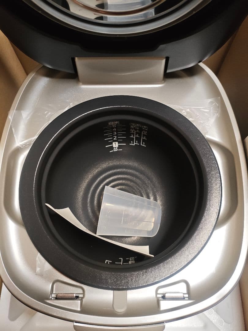 タイガー 土鍋圧力IH 炊飯器 土鍋ご泡火炊き JPL-S100 2023年製