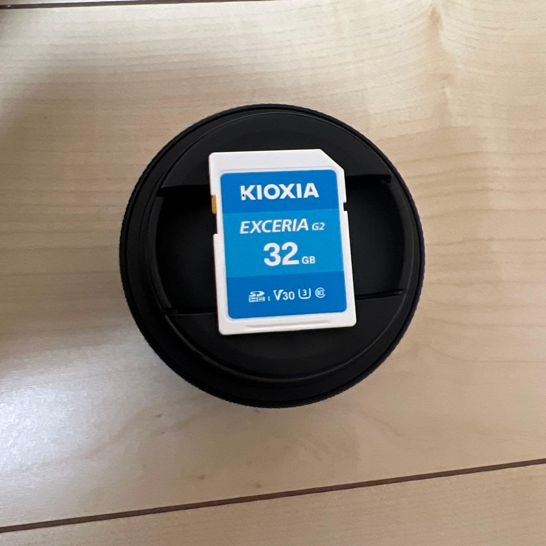 【高坂鷄男】Canon EOS R50本体 カメラケース付き