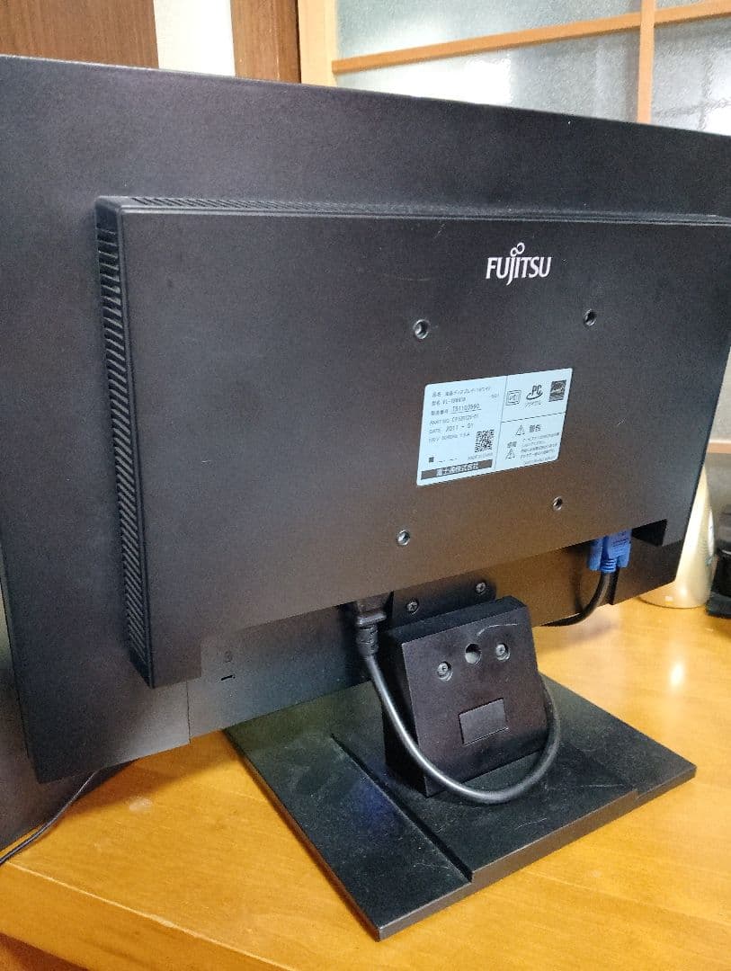 Fujitsu モニター LenovoデスクトップPC Windows11インス