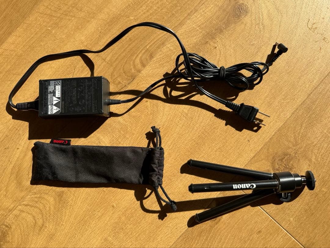 Canon LEGRIA FS22｜中国専売 高倍率2000x設計モデル｜付属品