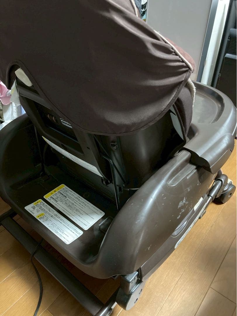 コンビ ホワイトレーベル オートスウィング ハイローチェア 電動