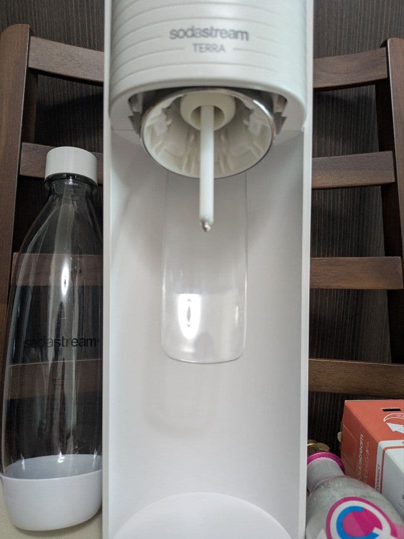 YUPA☆sodastream TERRA 炭酸水メーカー ホワイト