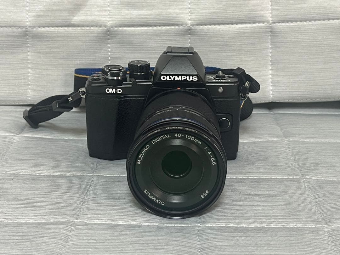 OLYMPUS OM-D E-M10 MarkⅡ Wズームキット ブラック