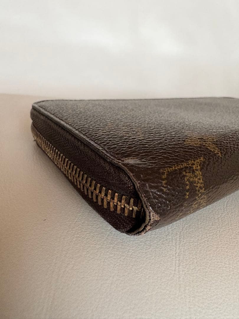 ルイヴィトン　モノグラム　ジッピーウォレット　長財布