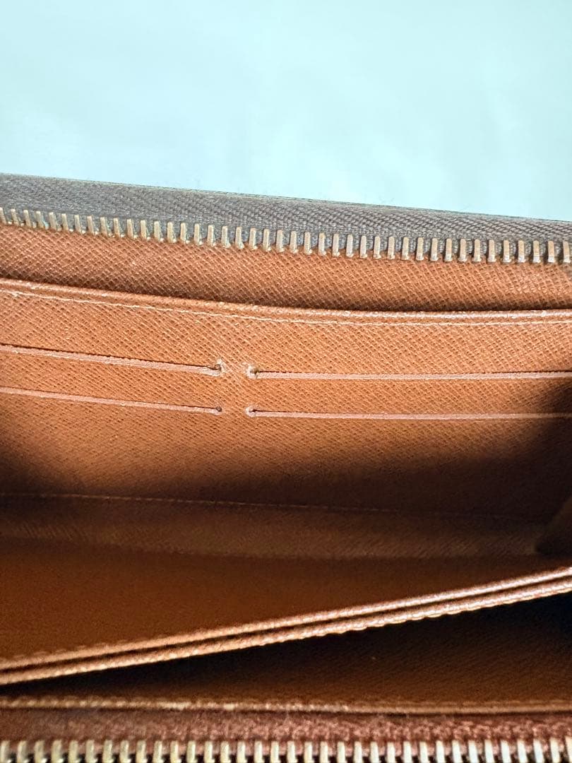 ルイヴィトン　モノグラム　ジッピーウォレット　長財布